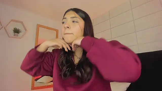 Christine Laam online show from October 29, 2025, 12:07 pm