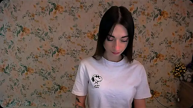 Asia N  online show from February 21, 2025, 7:34 am