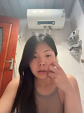 ssyyds8866 online show from April 4, 2026, 4:15 pm