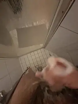 Snapshot of Lovelabite2 chatting on November 10, 2025, 7:13 pm Lovelabite2 online show from November 10, 2025, 7:13 pm