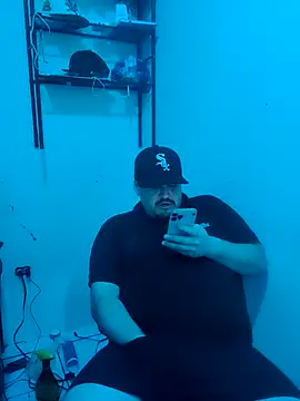 Snapshot of RodeMud chatting on February 24, 2026, 7:17 am RodeMud online show from February 24, 2026, 7:17 am