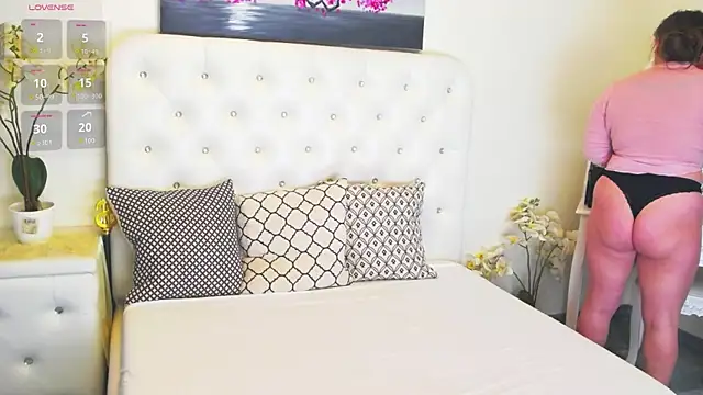 Ysabell01 online show from April 27, 2026, 4:21 am