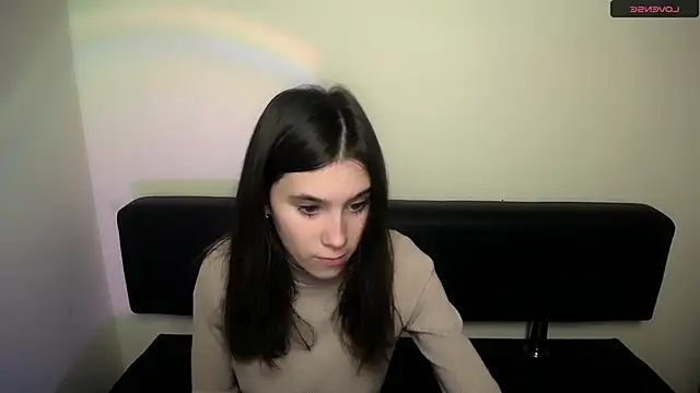 LaimaV  online show from February 9, 2026, 7:56 am