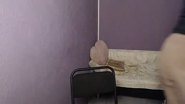  sexy lady online show from September 28, 2025, 2:55 pm