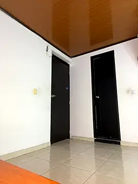 ALANAH KITTY online show from October 21, 2025, 7:58 pm