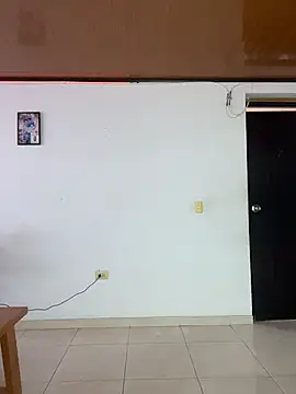 ALANAH KITTY online show from November 4, 2025, 8:19 pm