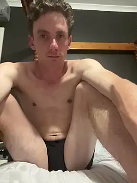 bradleyjamesmc online show from February 12, 2025, 5:16 pm