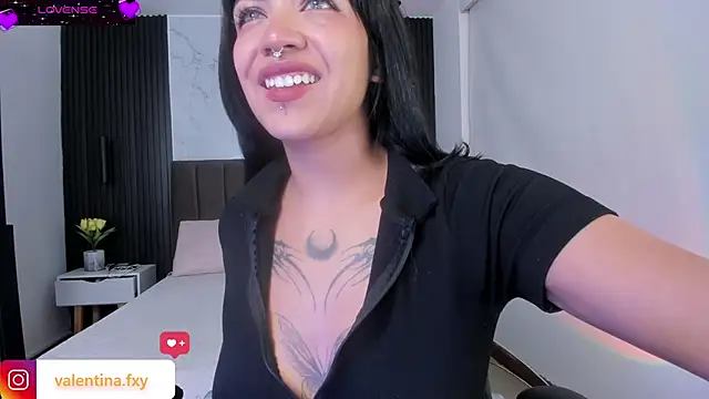 Snapshot of Gianna_foxy chatting on October 28, 2025, 5:00 am Gianna foxy online show from October 28, 2025, 5:00 am