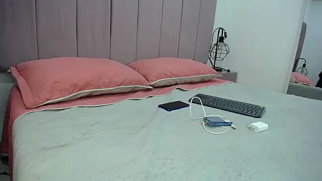 Snapshot of Nessa2905 chatting on December 12, 2024, 8:53 pm Nessa2905 online show from December 12, 2024, 8:53 pm