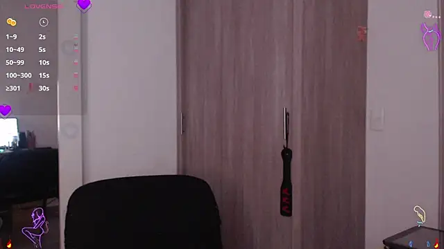 Snapshot of scarlett_diamond11 chatting on November 11, 2025, 1:16 am scarlett diamond11 online show from November 11, 2025, 1:16 am