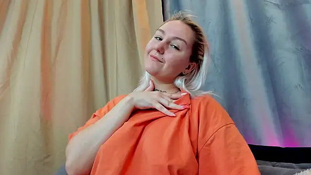 Snapshot of Debbie_Taylor chatting on December 12, 2024, 6:42 pm Debbie Taylor online show from December 12, 2024, 6:42 pm