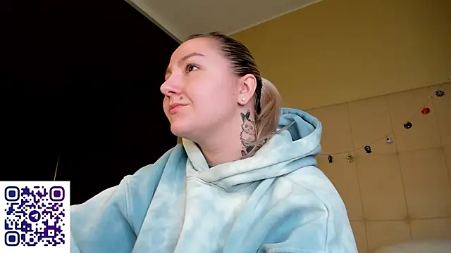 Snapshot of Debbie_Taylor chatting on November 4, 2025, 4:50 pm Debbie Taylor online show from November 4, 2025, 4:50 pm