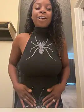 miamiworld online show from November 5, 2025, 7:14 pm