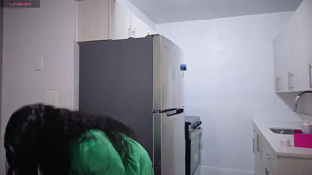 miamiworld online show from April 21, 2026, 2:04 am