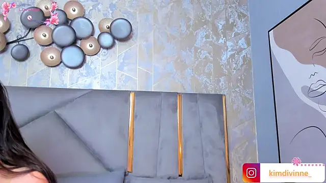 Snapshot of KimDevinne chatting on January 30, 2025, 2:49 am KimDevinne online show from January 30, 2025, 2:49 am