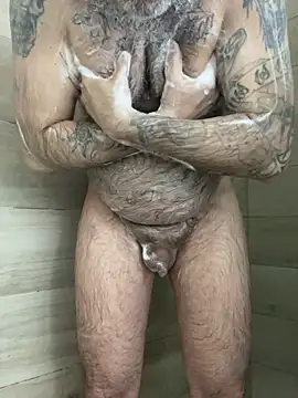 Snapshot of Beardedbear37 chatting on March 3, 2025, 5:07 pm Beardedbear37 online show from March 3, 2025, 5:07 pm