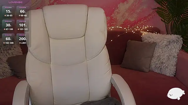 HaylaAmber online show from August 8, 2026, 1:24 pm
