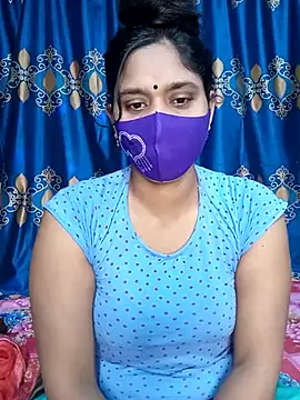 Hot Maleka online show from February 13, 2025, 2:34 am