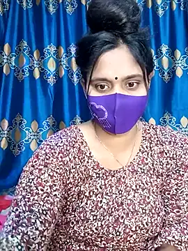 Hot Maleka online show from March 8, 2025, 1:47 pm