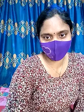 Hot Maleka online show from March 9, 2025, 6:06 am