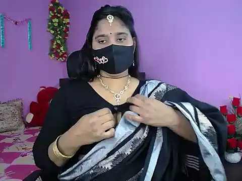 Hot Maleka online show from February 9, 2026, 4:33 pm