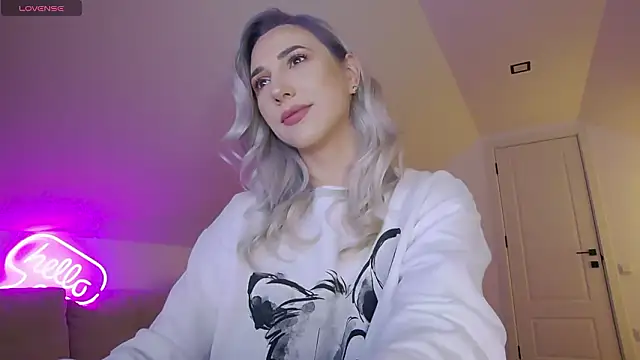 Snapshot of KhloeK chatting on February 11, 2026, 9:58 am KhloeK online show from February 11, 2026, 9:58 am