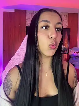 Tamara Roberts1 online show from March 30, 2026, 2:01 am