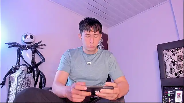 setsuna10 online show from November 23, 2025, 1:05 am