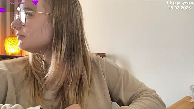 JacyWinslat online show from March 28, 2026, 10:15 am