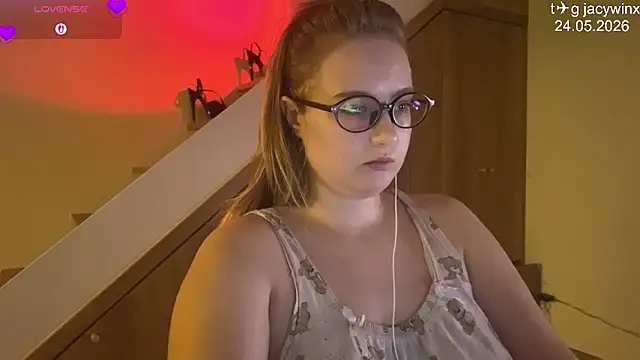 Snapshot of JacyWinslat chatting on May 24, 2026, 1:16 pm JacyWinslat online show from May 24, 2026, 1:16 pm