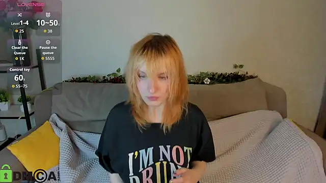 Snapshot of Little_Chips chatting on January 18, 2026, 5:17 pm Little Chips online show from January 18, 2026, 5:17 pm