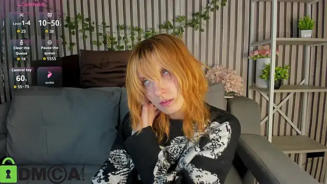 Snapshot of Little_Chips chatting on February 4, 2026, 5:19 pm Little Chips online show from February 4, 2026, 5:19 pm