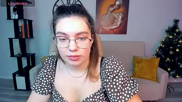 DaniellaLovely online show from December 21, 2024, 5:25 am