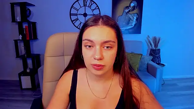 DaniellaLovely online show from October 7, 2025, 7:16 am