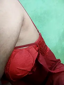 Queen-Amelia online show from December 20, 2025, 10:11 am