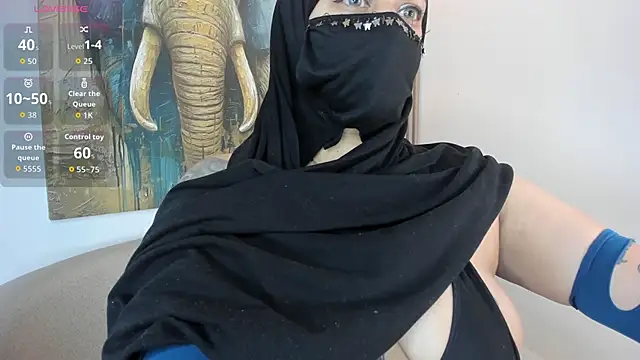 Snapshot of zully_01 chatting on November 4, 2025, 9:30 am zully 01 online show from November 4, 2025, 9:30 am