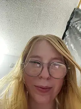 Alexa Handler online show from April 3, 2026, 5:38 am