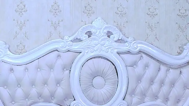 TiaraRosse online show from November 22, 2025, 1:32 pm