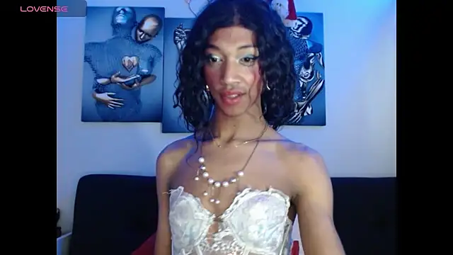 Snapshot of Maidi_ chatting on January 22, 2025, 4:23 pm Maidi online show from January 22, 2025, 4:23 pm