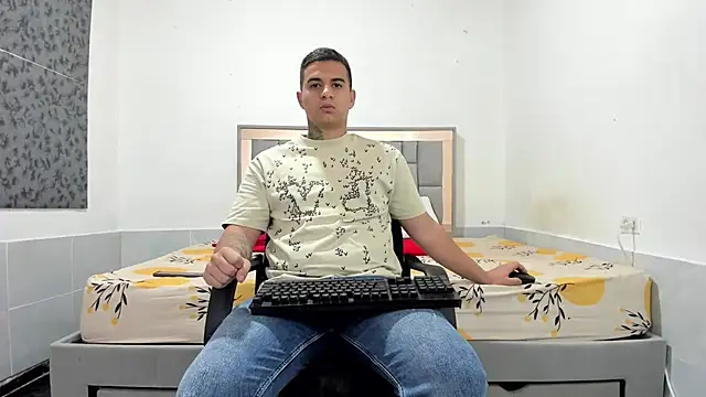 simookeler online show from November 27, 2025, 11:18 pm