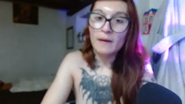 kittenlizz online show from September 27, 2025, 4:45 pm