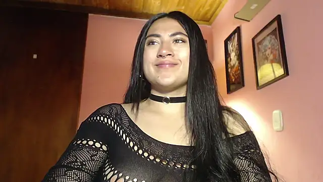 bunnyemilyrose36 online show from January 14, 2025, 9:24 am