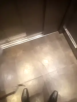 fercxxxho25 online show from September 25, 2025, 9:18 pm