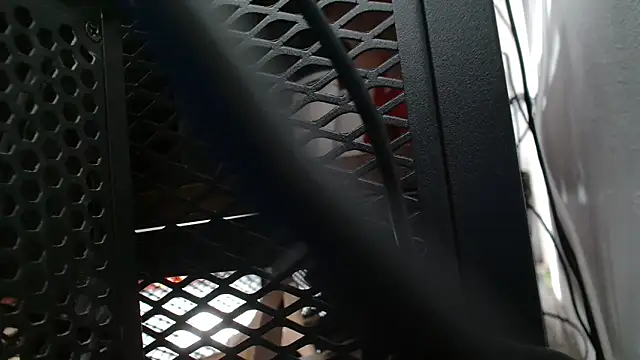 Snapshot of priselvis23 chatting on March 16, 2025, 7:49 pm priselvis23 online show from March 16, 2025, 7:49 pm