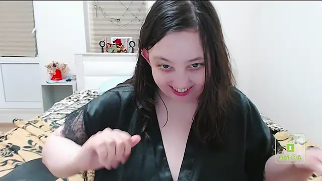 cute and hot online show from January 4, 2025, 3:49 pm