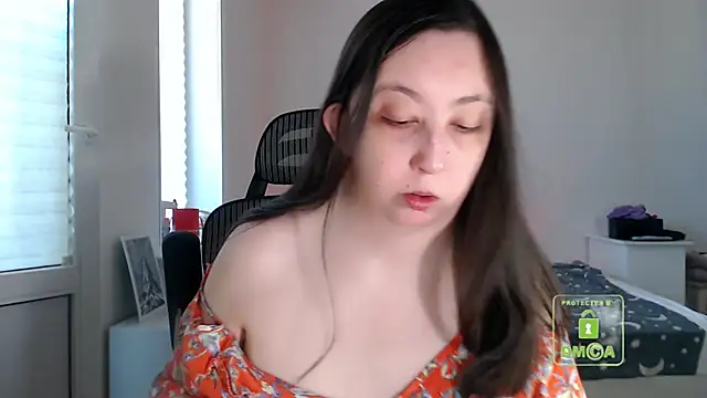 Snapshot of cute_and_hot chatting on May 14, 2026, 2:57 pm cute and hot online show from May 14, 2026, 2:57 pm