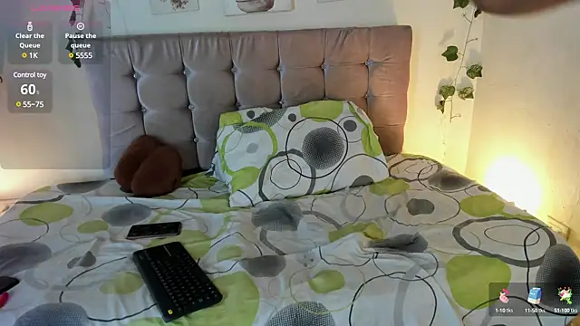 hilary-08 online show from February 7, 2025, 4:56 pm