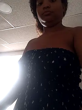 hilary-08 online show from September 25, 2025, 3:05 pm