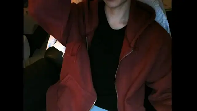 Ray175oo online show from January 7, 2026, 5:04 pm