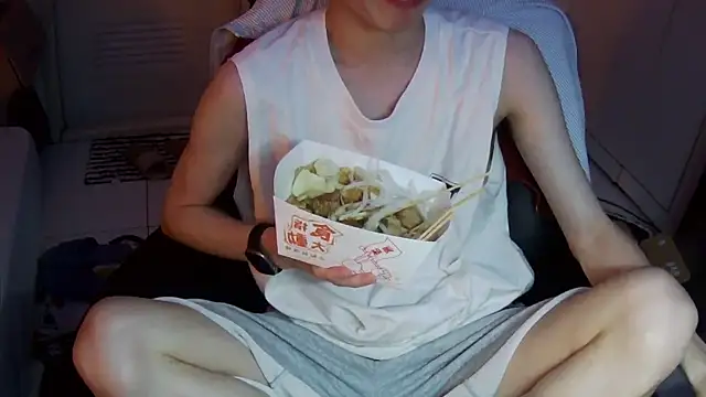 Ray175oo online show from March 29, 2026, 2:17 pm